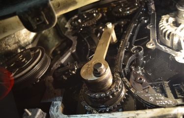 Спец инструмент Пежо для замены цепи