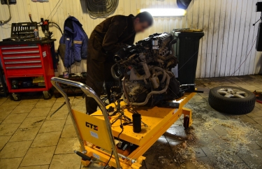 Разборка старого двигателя Пежо 407