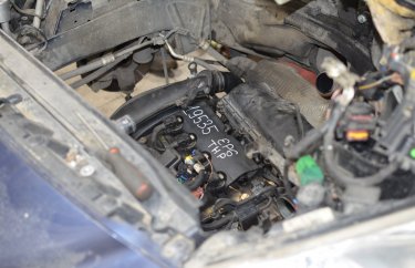 Вставляем двигатель Пежо 308