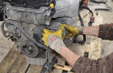 Снимаем генератор Пежо 308