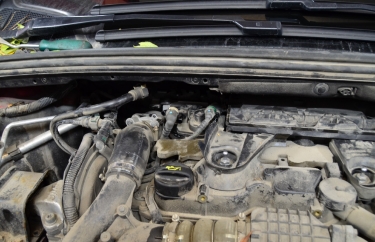 Замена топливного фильтра Пежо 408