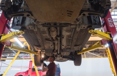 Диагностика подвески и замена амортизаторов Пежо 4007 (подробные фото и видео)