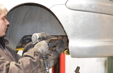 Замена задней балки Пежо 206 (подробные фото)