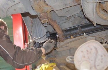 Установка восстановленной балки Пежо 206