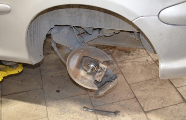 Замена задней балки Пежо 206 (подробные фото)