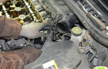 Замена ТНВД Пежо 508 (подробные фото)