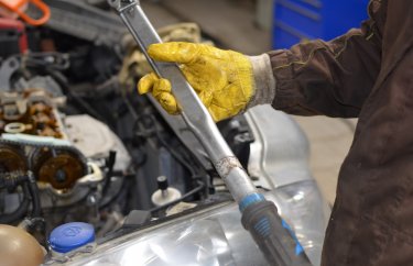 Соблюдаем моменты затяжки с помощью динамометрического ключа