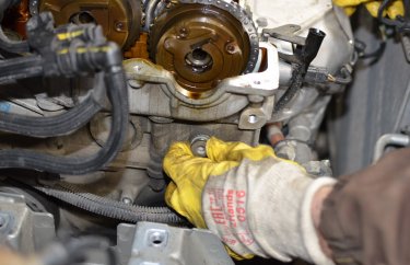 Замена цепи ЕР6 бензин Пежо 308 (подробные фото)