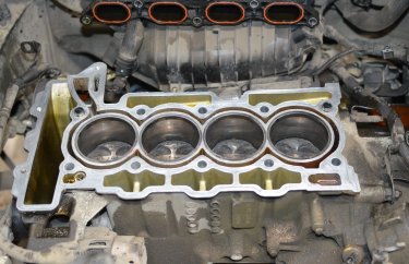 Замена ГБЦ Пежо 308 (подробные фото)