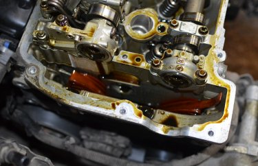 Замена ГБЦ Пежо 308 (подробные фото)