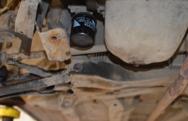 Новый масляный фильтр Пежо 107