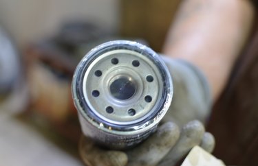 Новый масляный фильтр Пежо 107