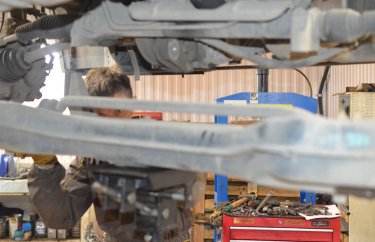 Снимаем подрамник Пежо Боксер