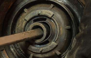 Замена опорных подшипников Пежо 3008 (подробные фото и видео)