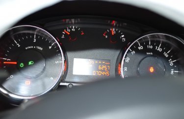 Компьютерная диагностика Пежо 3008 (подробные фото)