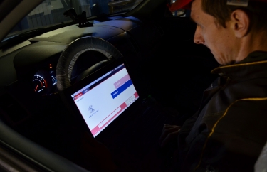 Диагност сбрасывает межсервисный интервал